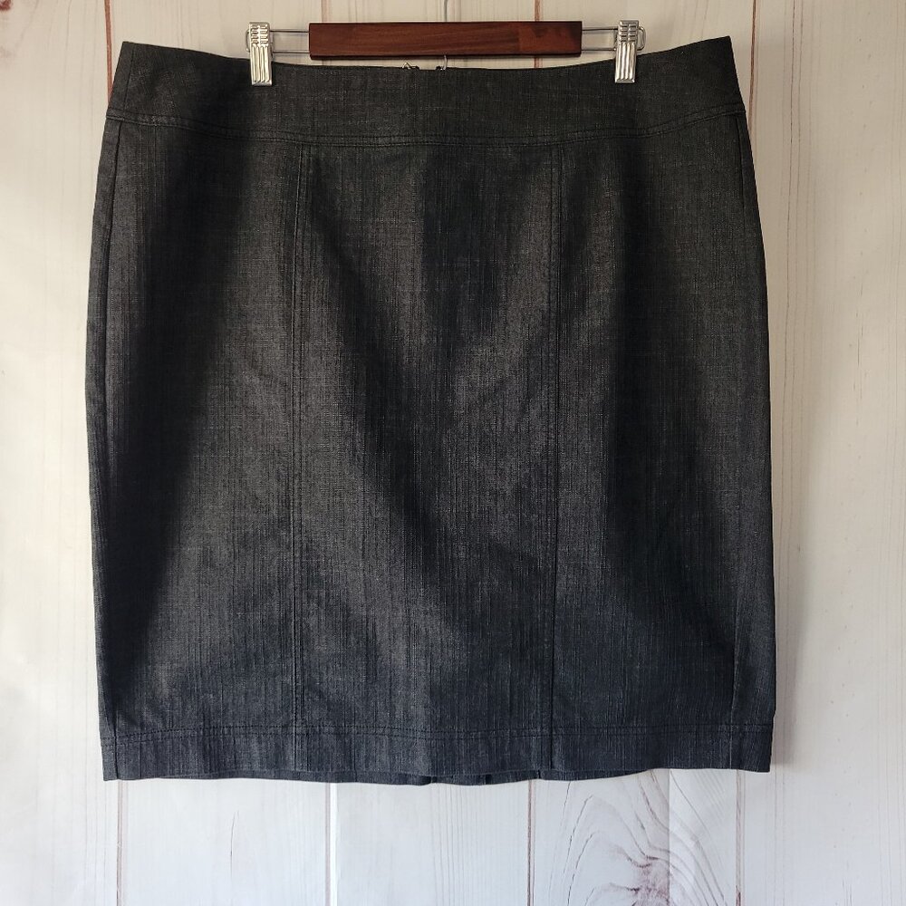 Dressbarn Pencil Skirt, Denim-like Material, Black, Sz 16, Like New